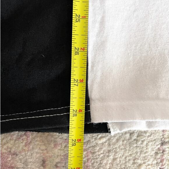 Scream Ghostface Mens Crew Neck T-Shirt Size XL Black White Split Face Halloween - Picture 6 of 11